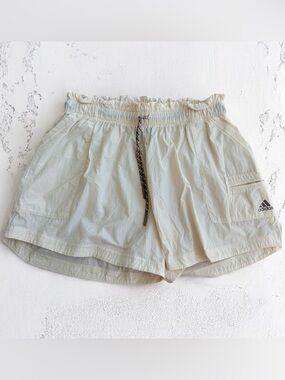Adidas Women’s Woven Utility Shorts Wonder White(cream) Size L